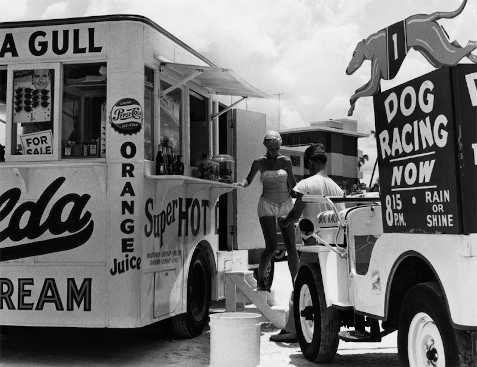 Super Hot Refreshment Stand, Florida, c. 1954