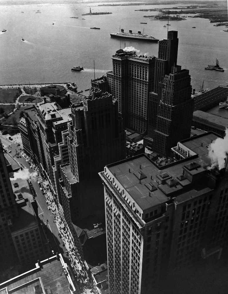 Broadway to the Battery, New York, 1938