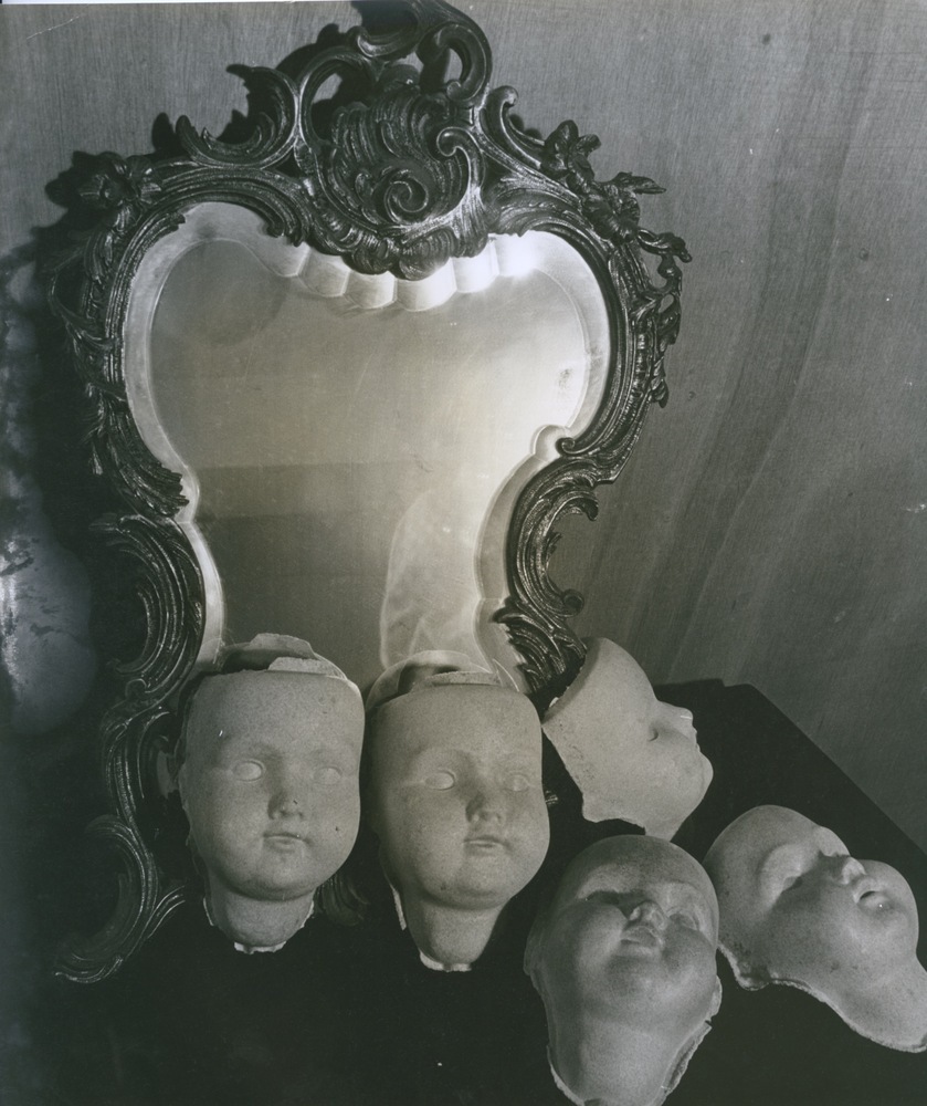 Natures mortes, poupes, c. 1930-1940
