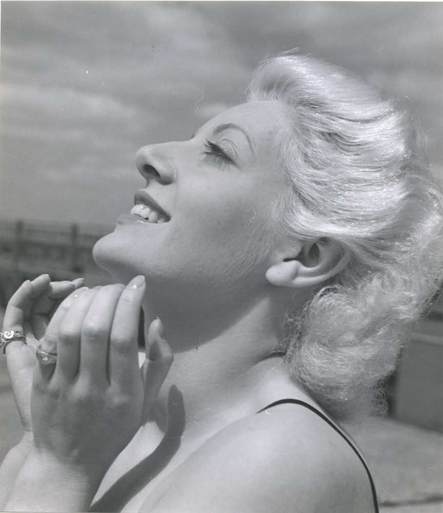 Femme, c. 1930-1940
