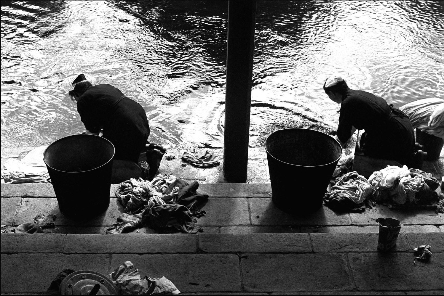 Les lavandières, Bretagne, 1954