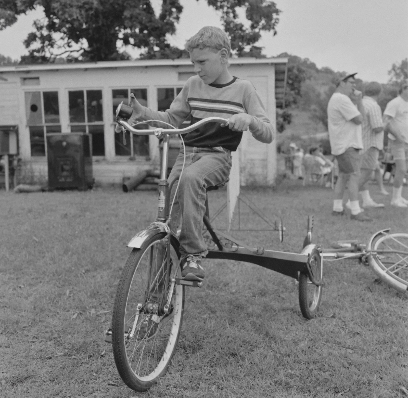 Untitled, Farm Auction, MN, 1989